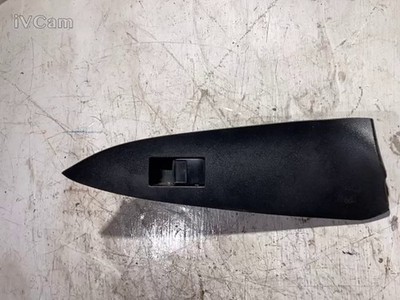 Interruttore Alzacristalli Porta Post. Destro (Toyota) 8481052030 Usato