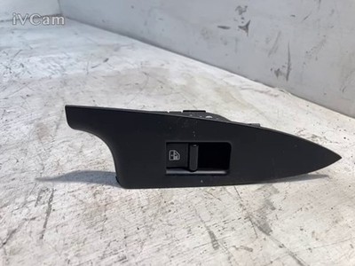 Interruttore Alzacristalli Porta Ant. Destro (Alfa Romeo) 156150332 Usato