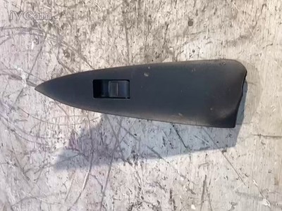 Interruttore Alzacristalli Porta Post. Sinistro (Toyota) 8481052030 Usato