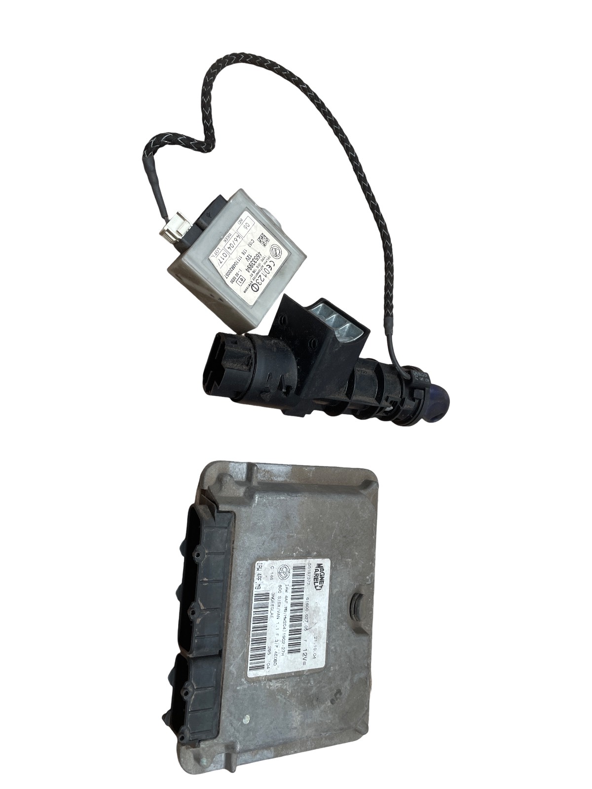 Kit Cavi Accensione Motore (Magneti Marelli Magneti Marelli Delphi Automotive Systems Delphi) 51819338 61600.627.05 Usato