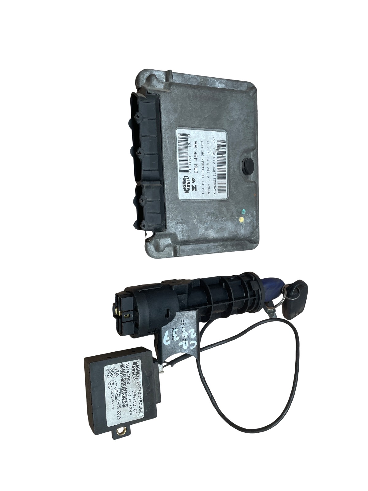 Kit Cavi Accensione Motore (Magneti Marelli Magneti Marelli) 46761564 Usato
