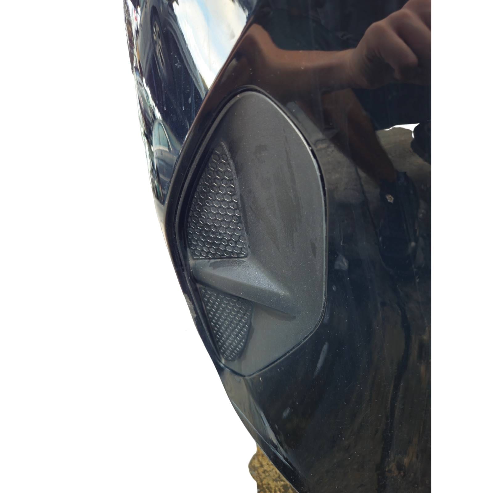 Griglia Lat. Paraurti Ant. Destro Opel CORSA (P2JO) (07/19>01/24<) 9829334480 Usato