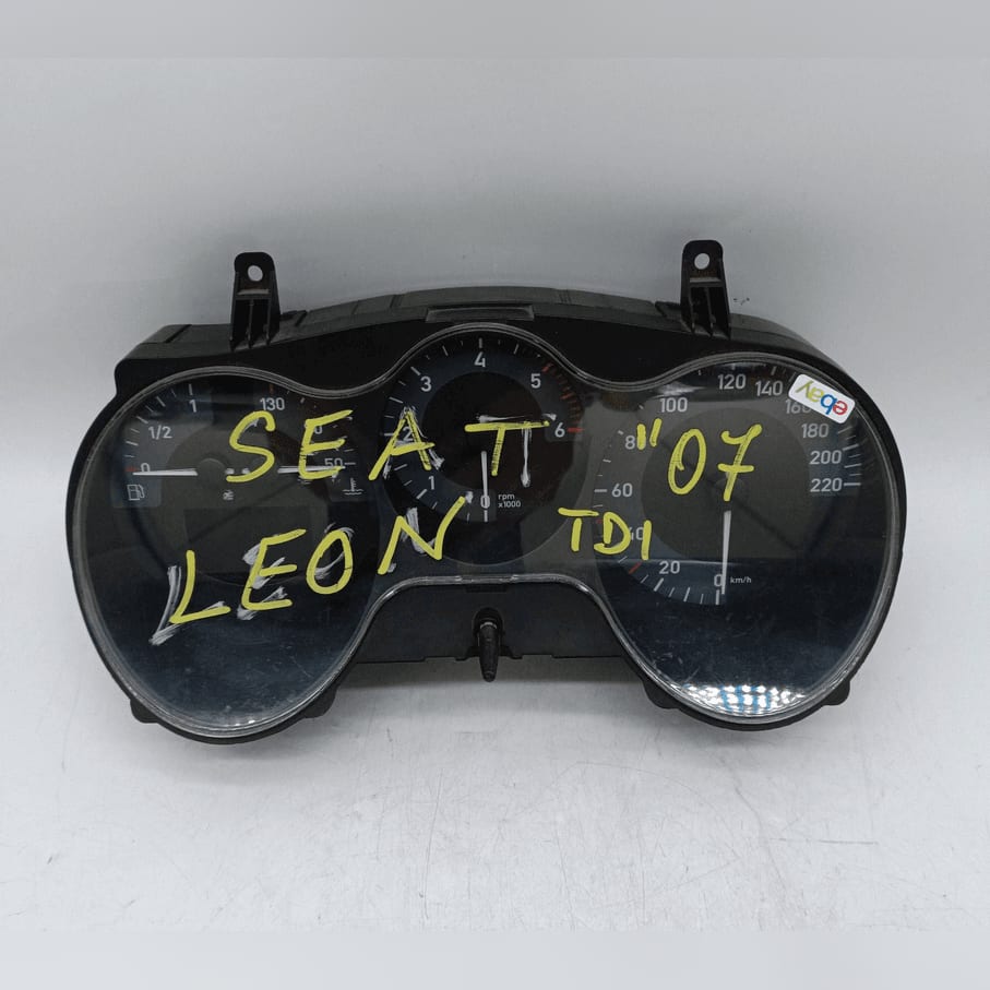 Quadro Strumenti Compl. (Continental) 1P0920807E Usato