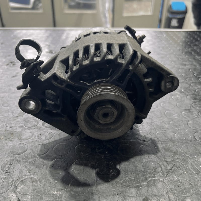Alternatore (Denso) 270600Q120 Usato
