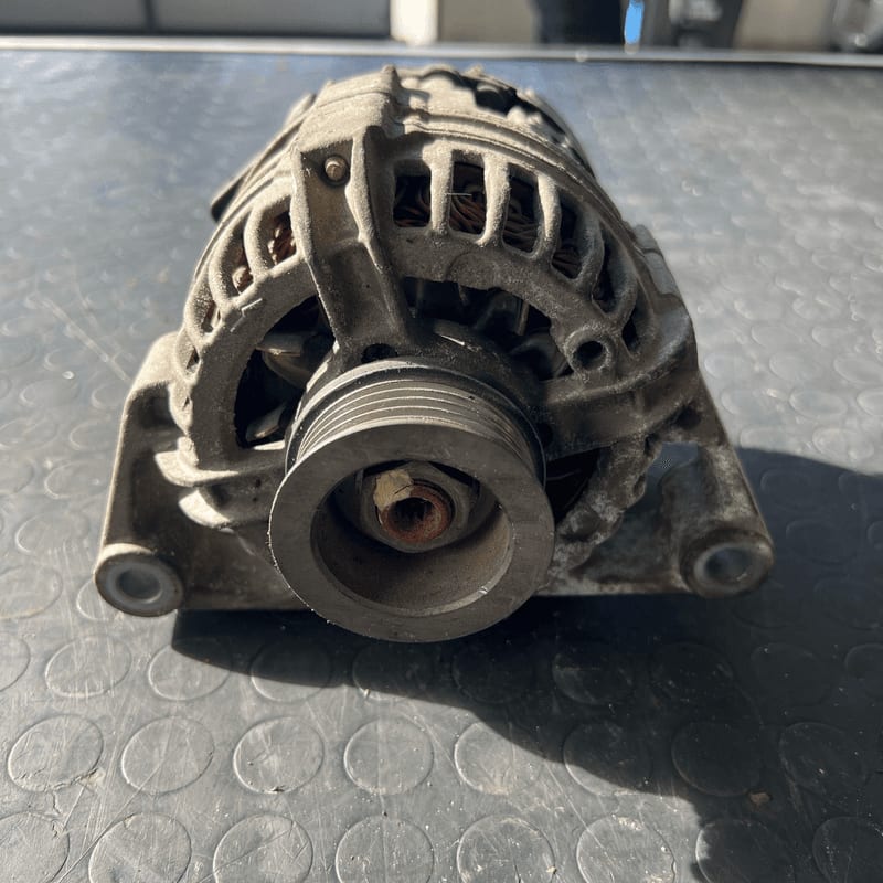 Alternatore (Bosch) 0124225041 Usato