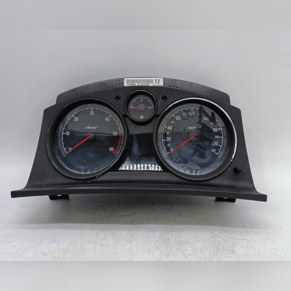 Quadro strumenti compl. - Immagine 1 di 4