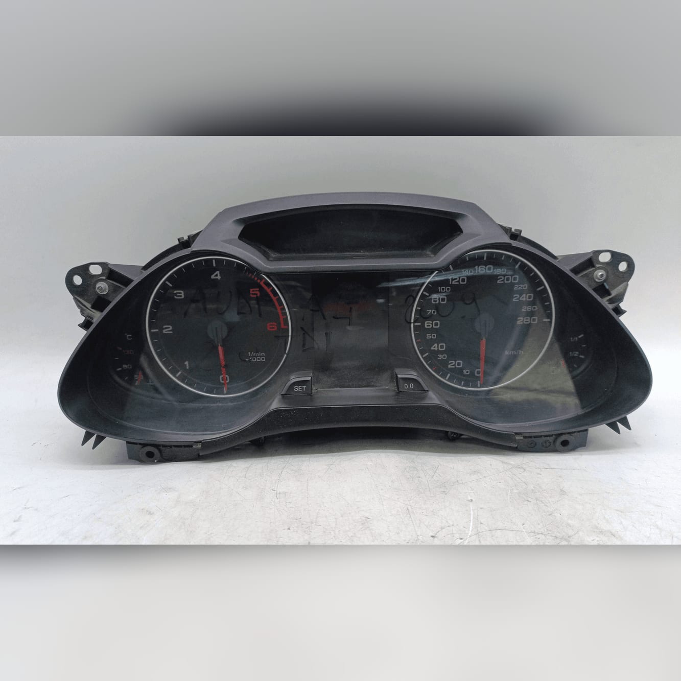 Quadro strumenti compl. - Immagine 1 di 4