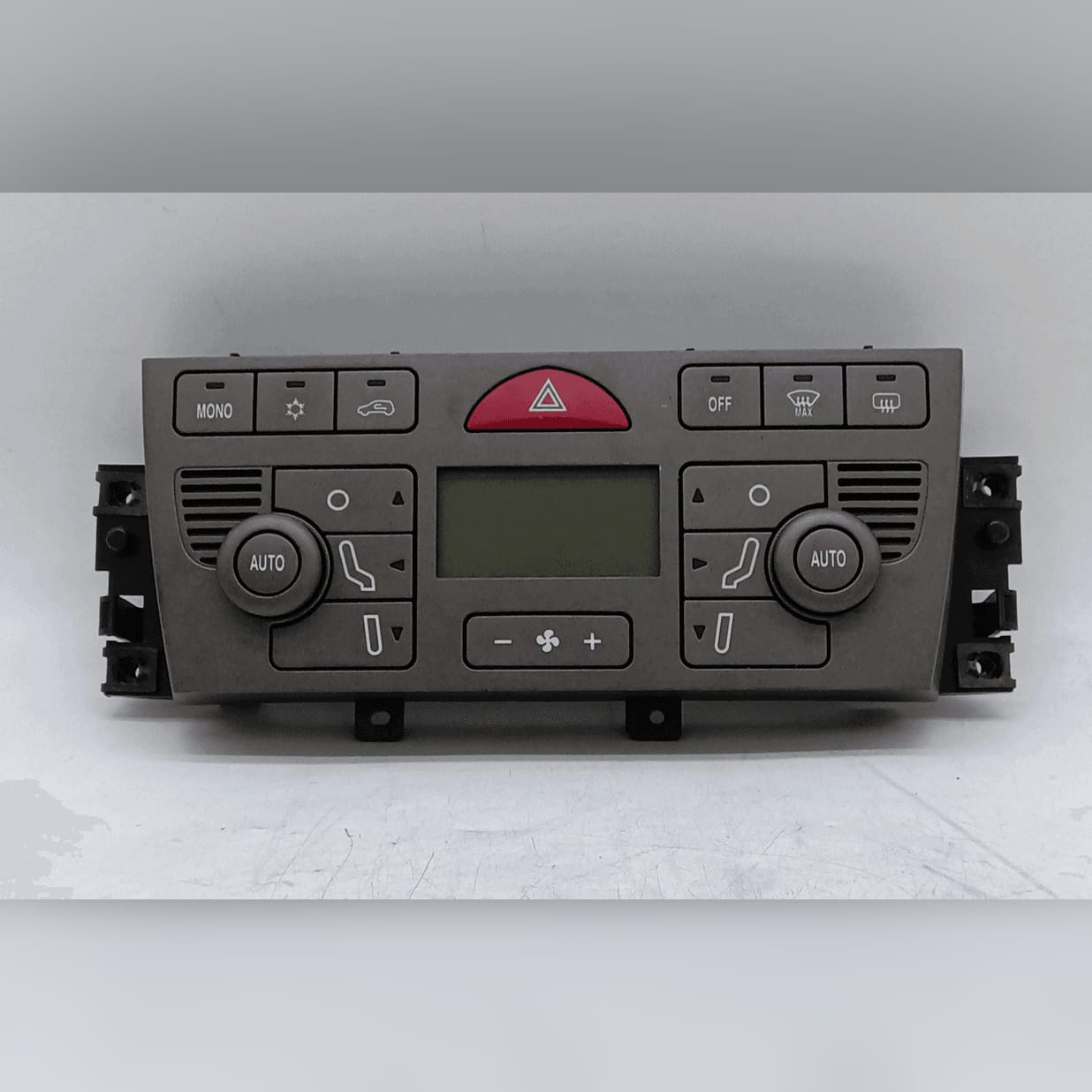 Centralina a/c controllo automatico - Immagine 1 di 4