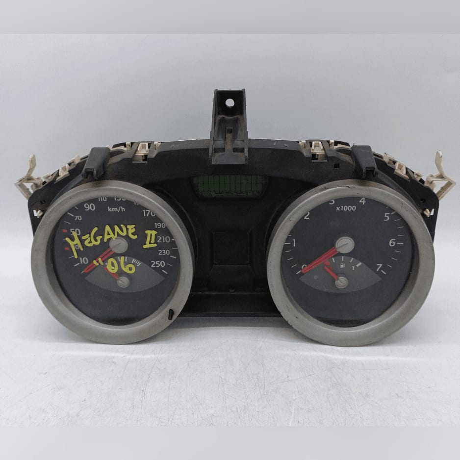 Quadro strumenti compl. - Immagine 1 di 4