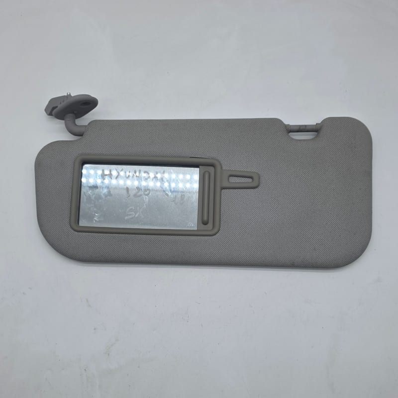 Aletta Parasole Parabrezza Sinistro 85210C8500TRY 85213C8012 Usato