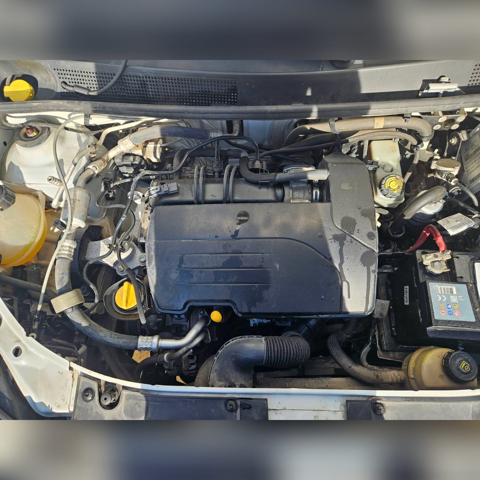 Motore Semicompl. Dacia SANDERO 2a Serie (12/12>09/21<) 8201176802 Usato