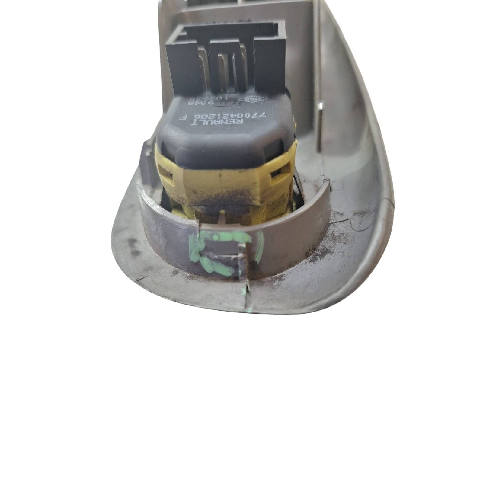 Miniatura 8