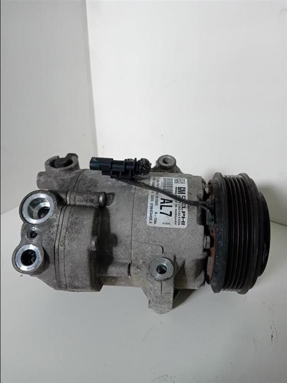 Compressore a/c - Immagine 1 di 4