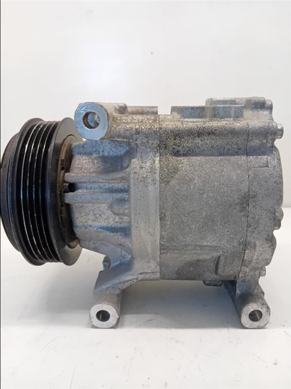 Compressore a/c - Immagine 1 di 4