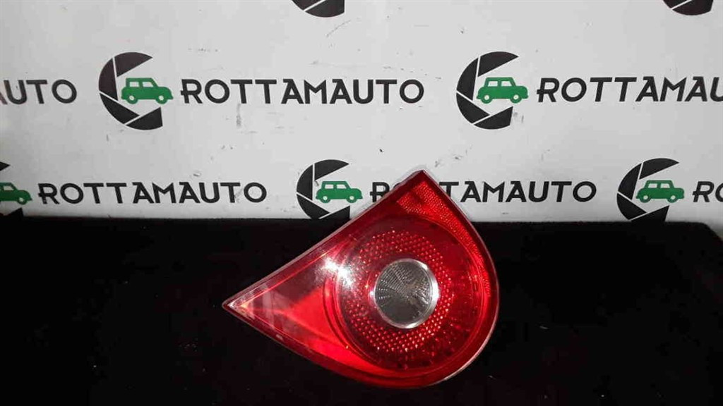 Fanale Post. Destro 1K6 945 094 G Usato