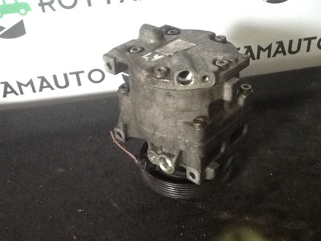 Compressore a/c - Immagine 1 di 2