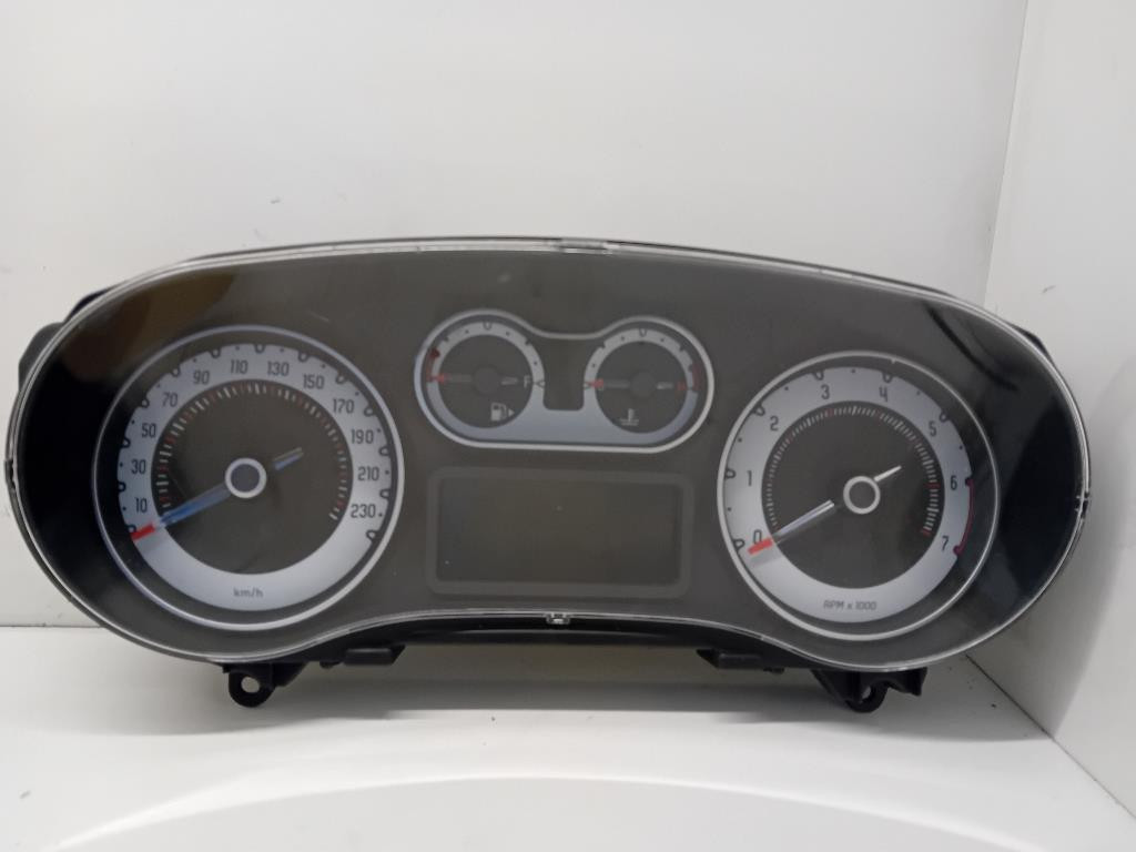 Quadro strumenti compl. - Immagine 1 di 4
