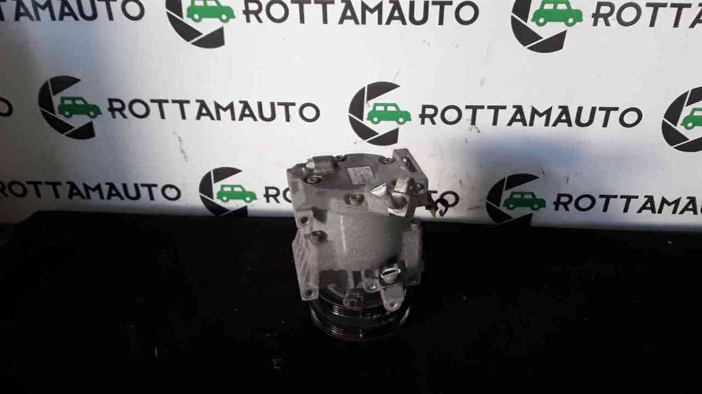 Compressore a/c - Immagine 1 di 4