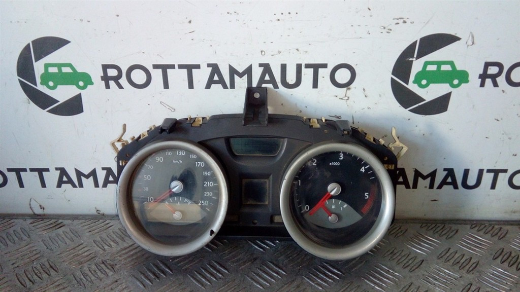 Quadro strumenti compl. - Immagine 1 di 4