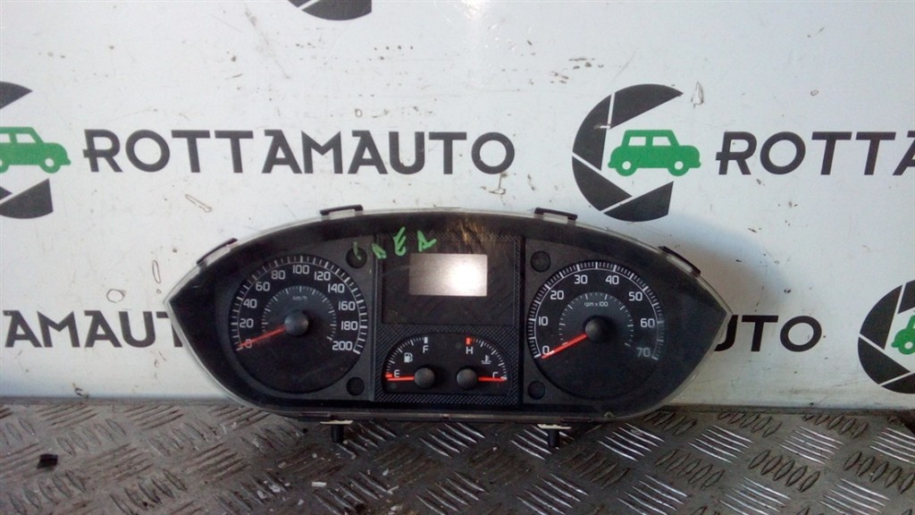 Quadro strumenti compl. - Immagine 1 di 3