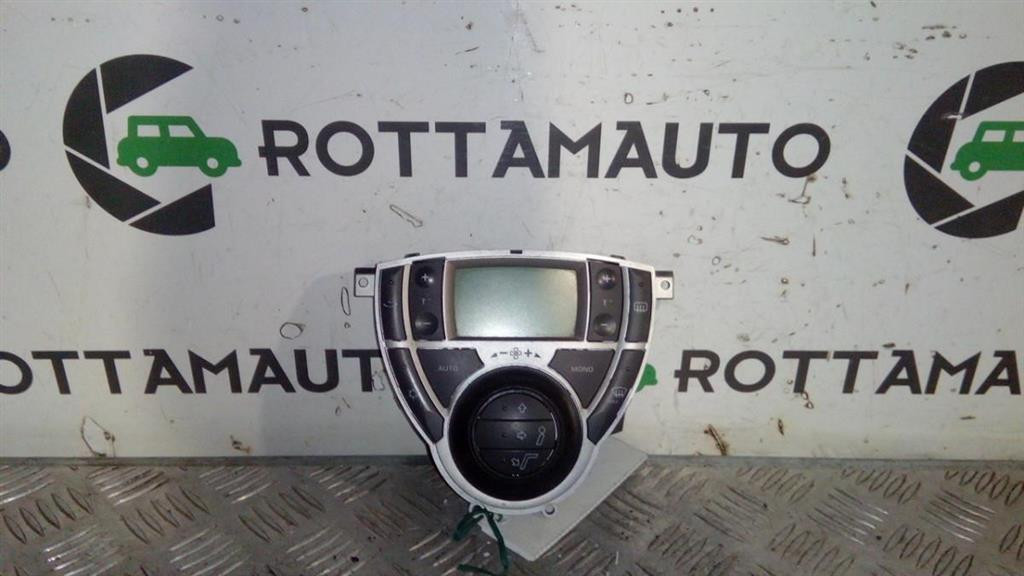Blocco comando climatizzazione - Immagine 1 di 4