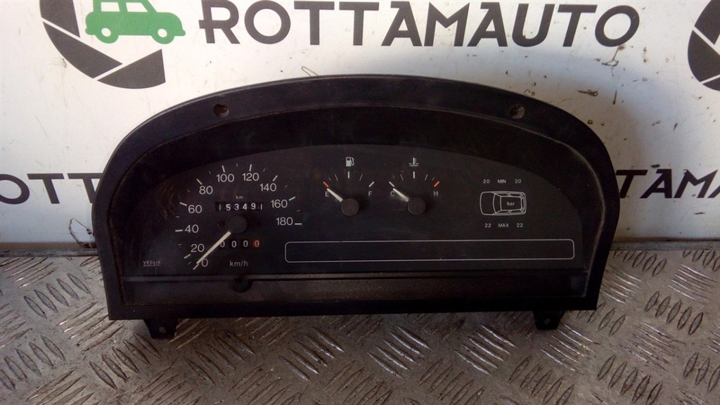 Quadro strumenti compl. - Immagine 1 di 2