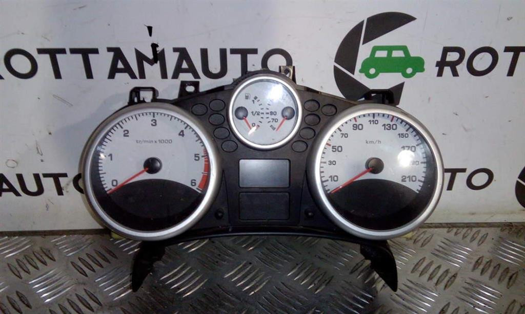 Quadro strumenti compl. - Immagine 1 di 3