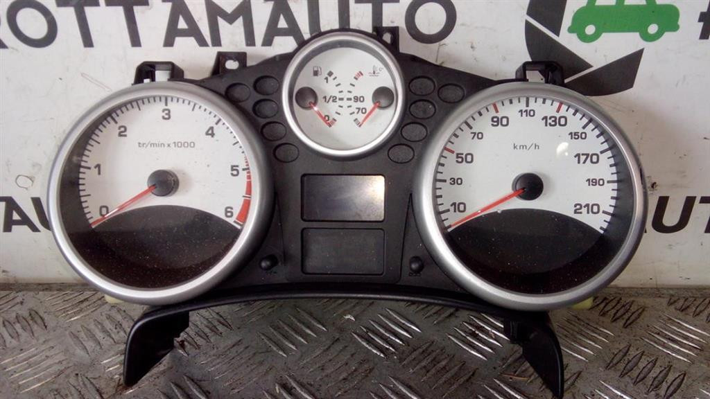 Quadro strumenti compl. - Immagine 1 di 3