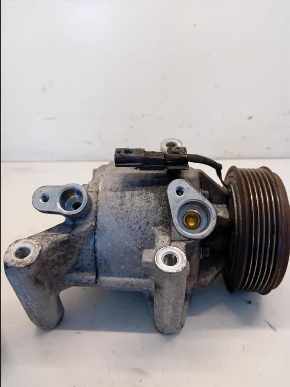 Compressore a/c - Immagine 1 di 3