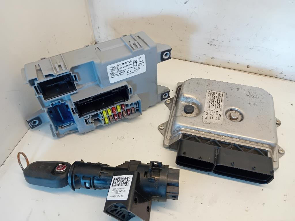 Kit Avviamento Motore 00519584720 51986256 518006280 Usato