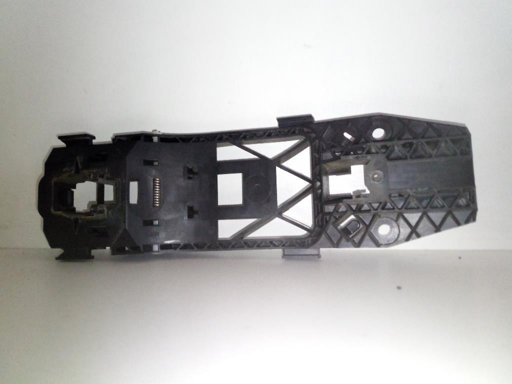 Supporto Maniglia Est. Porta Post. Sinistro 5N0839885H Usato