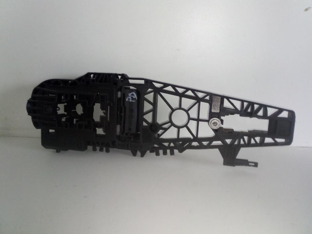 Supporto Maniglia Est. Porta Post. Destro 252106 Usato