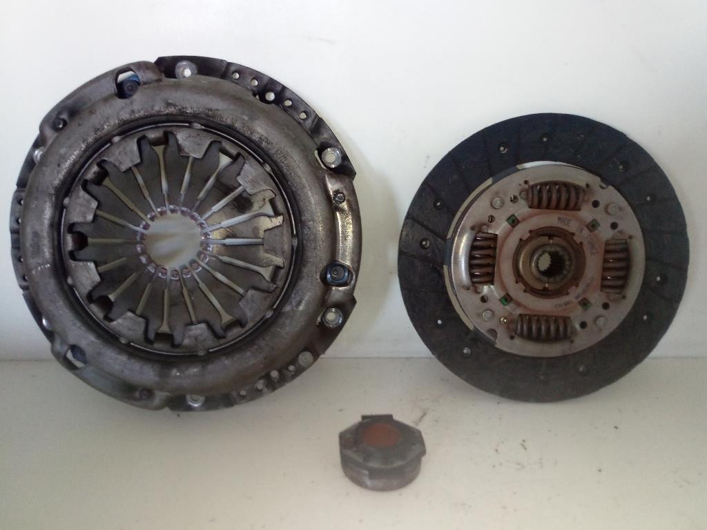 Kit Frizione Valeo c177123 Usato