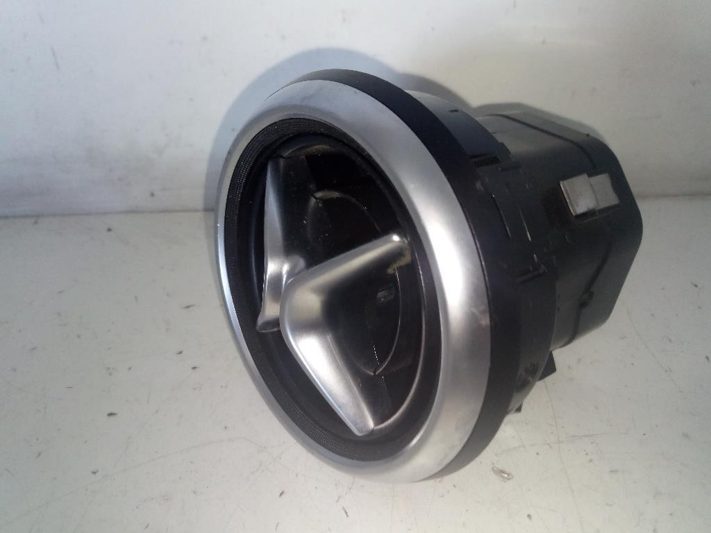 Bocchetta Aria Centr. Cruscotto A1768300354 Usato