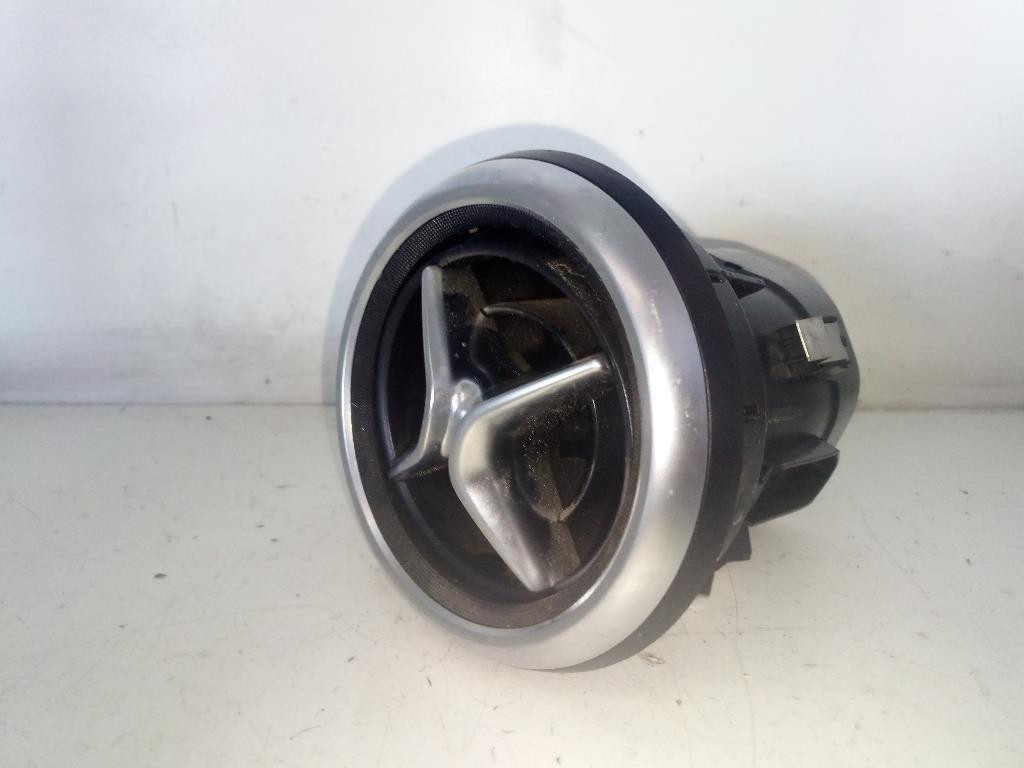 Bocchetta Aria Centr. Cruscotto A1768300354 Usato