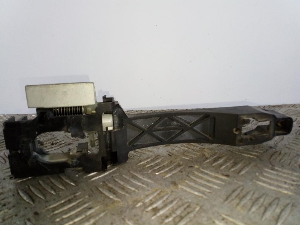 Supporto Maniglia Est. Porta Post. Destro 80610EB30B Usato