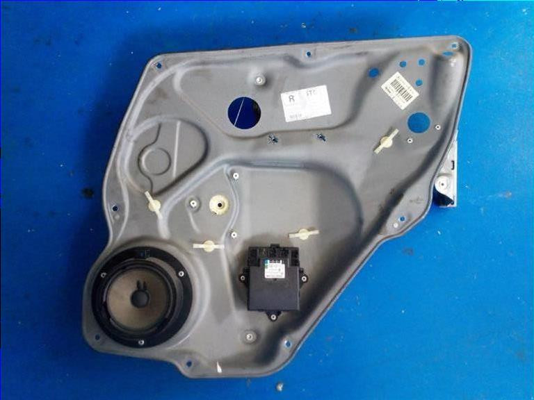 Alzacristallo Elettr. Porta Post. Destro A1697301479 Usato