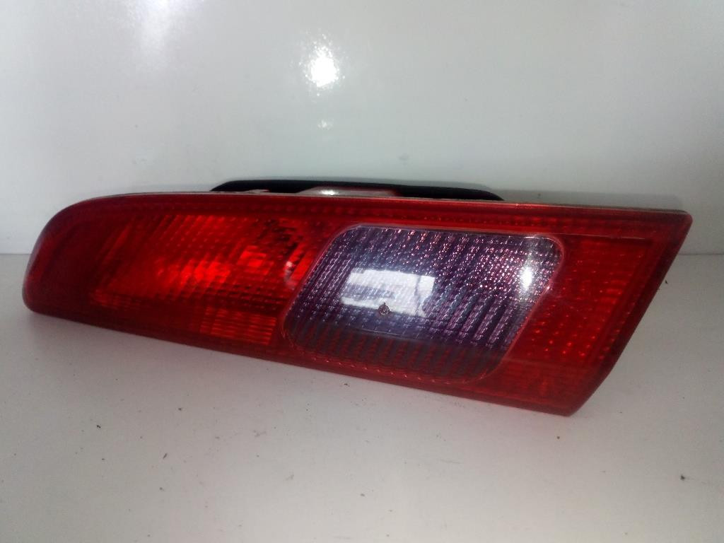fanale stop supplementare destro - Immagine 1 di 3