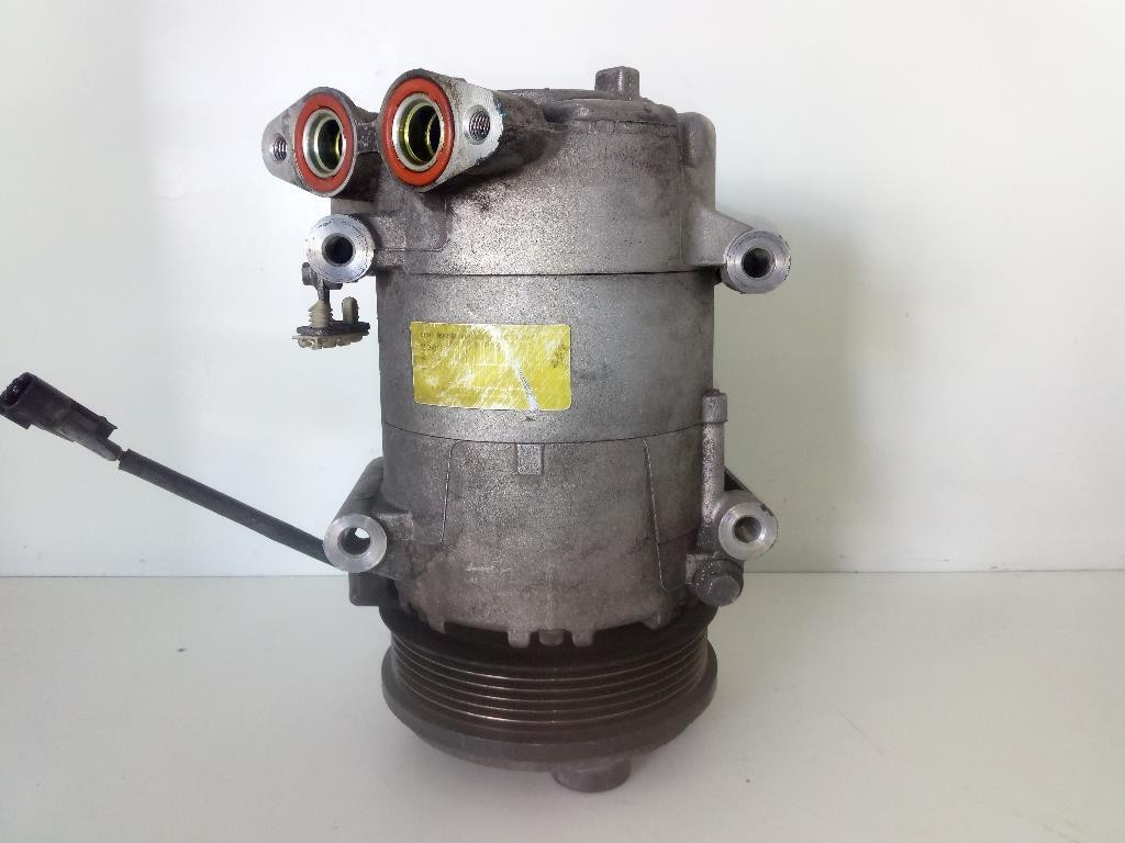 Compressore a/c - Immagine 1 di 5