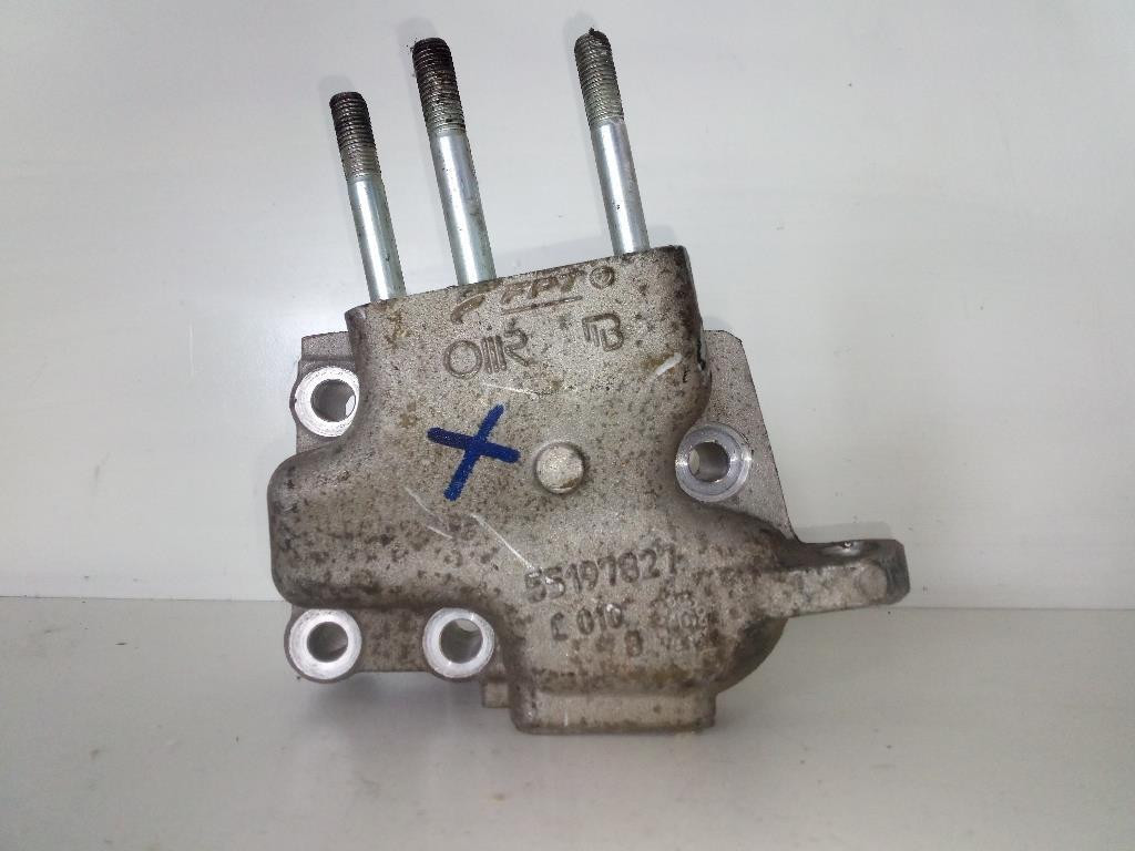 Supporto motore - Immagine 1 di 5