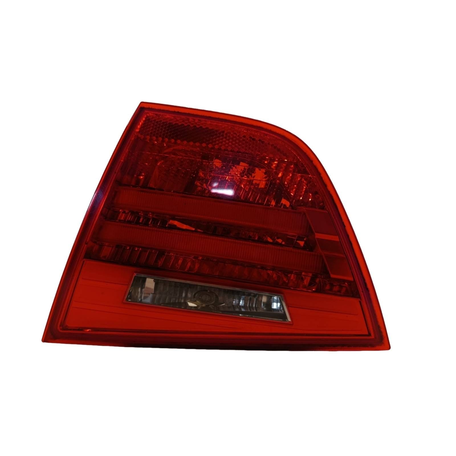 Fanale Post. Parte Int. Destro (Al) 63217289426 ARE3126 Usato