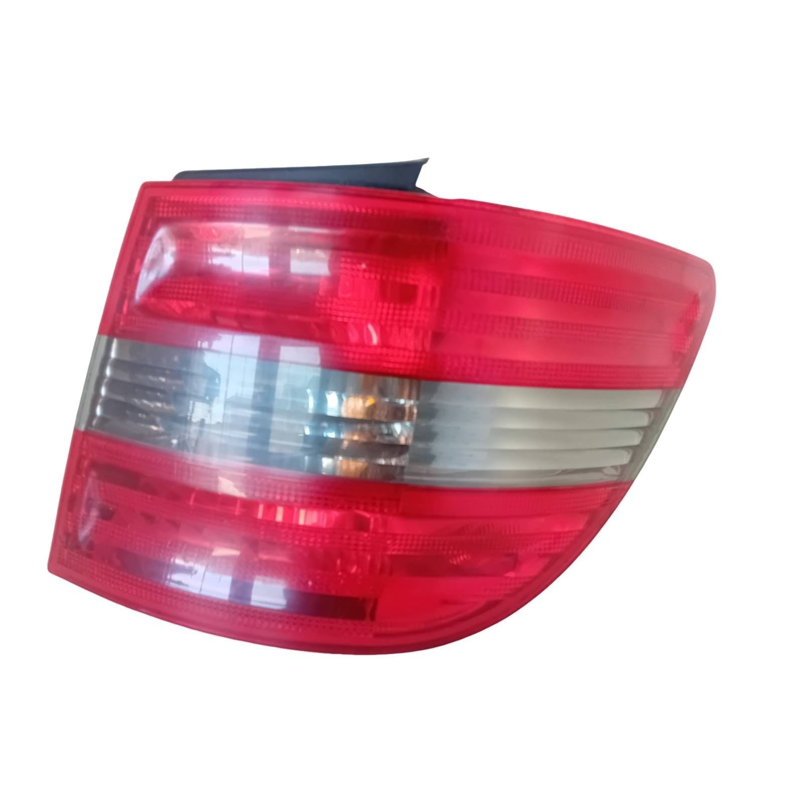 Fanale Post. Parte Est. Destro (Mercedes-benz) A1698202264 A1698202664 Usato