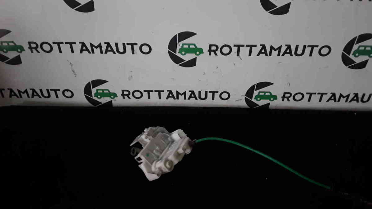 Serratura Porta Post. Destro Usato