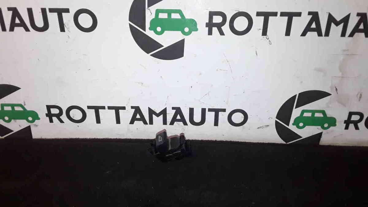 blocco comandi alzacristalli destro - Immagine 1 di 3