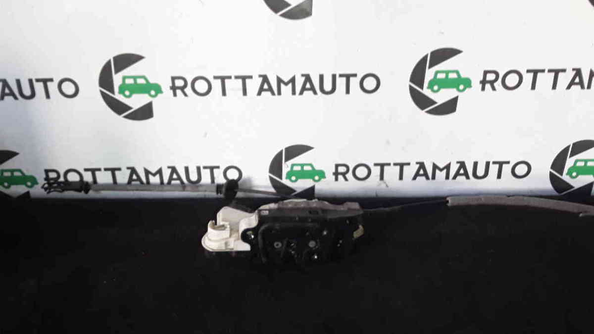 Serratura Porta Ant. Destro 5k2837016 Usato