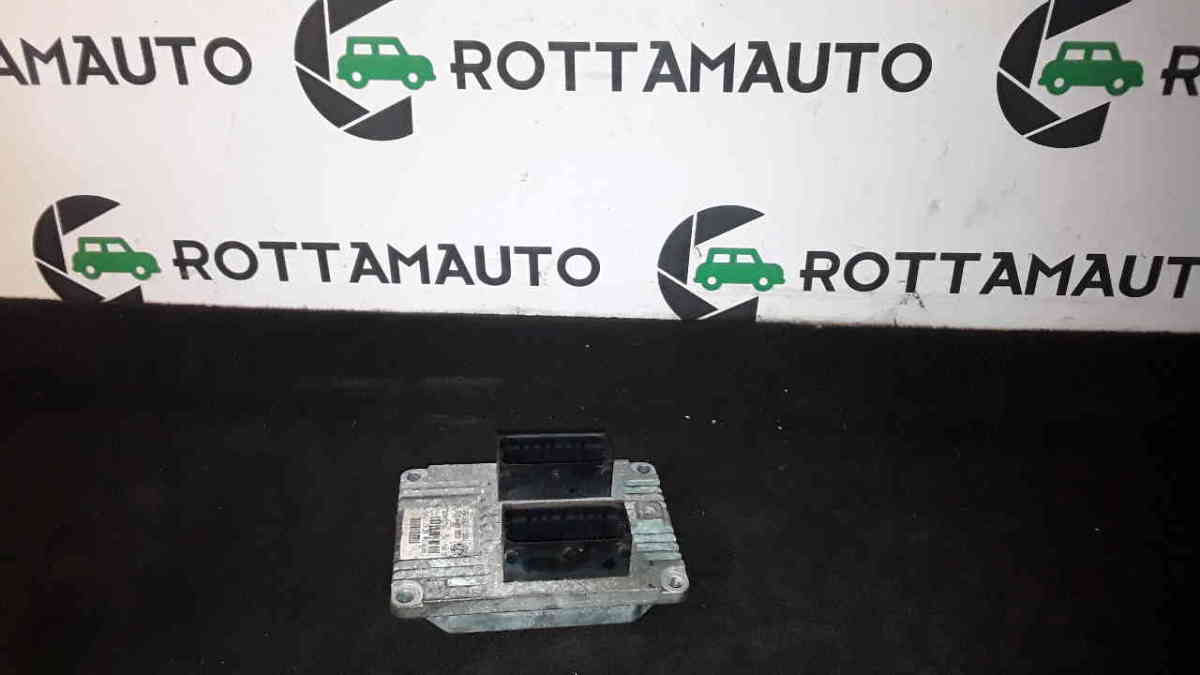 Centralina Iniezione IAW 5SF3.M1/HW300 Usato