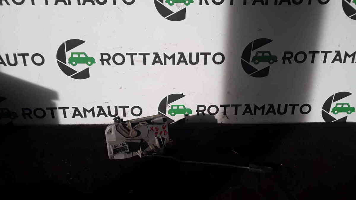 Serratura porta ant. Sinistro - Immagine 1 di 5