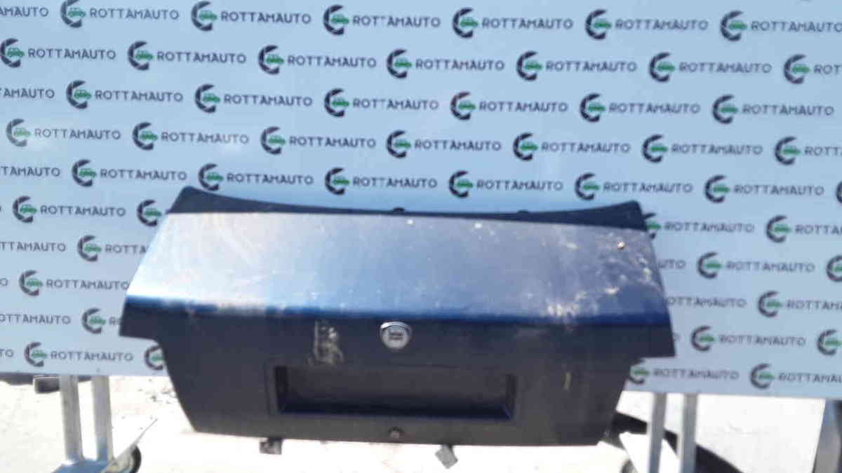 Portello post. - Immagine 1 di 2