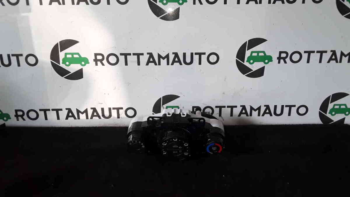 Blocco comando climatizzazione - Immagine 1 di 4