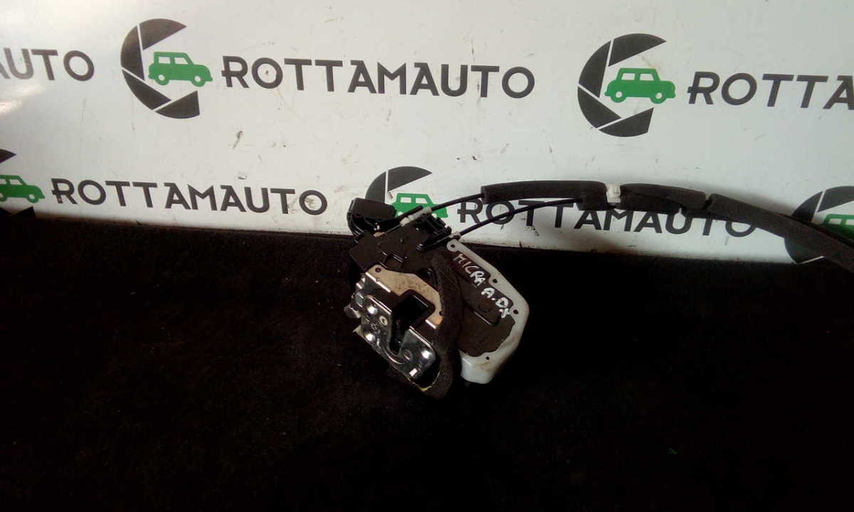 Serratura porta ant. Destro - Immagine 1 di 5
